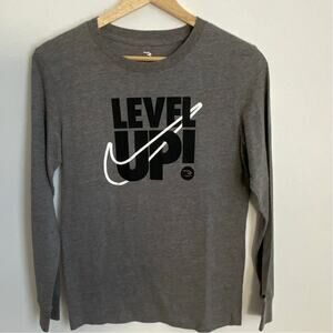 Nike 3Brand "level up" Long sleeve tee size large